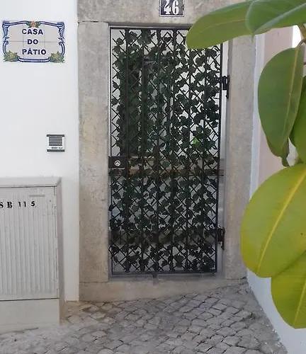 Courtyard House - Sun, Barbecue, Sesimbra