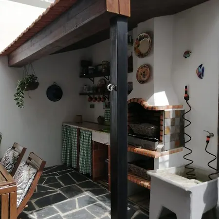 Courtyard House - Sun, Barbecue, *