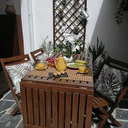 Appartement Courtyard House - Sun, Barbecue, *